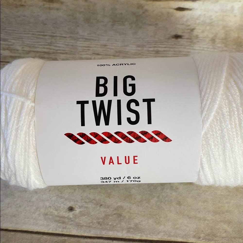 Big Twist White Yarn 6 Oz